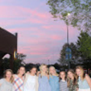 Meet your Posher, Ella